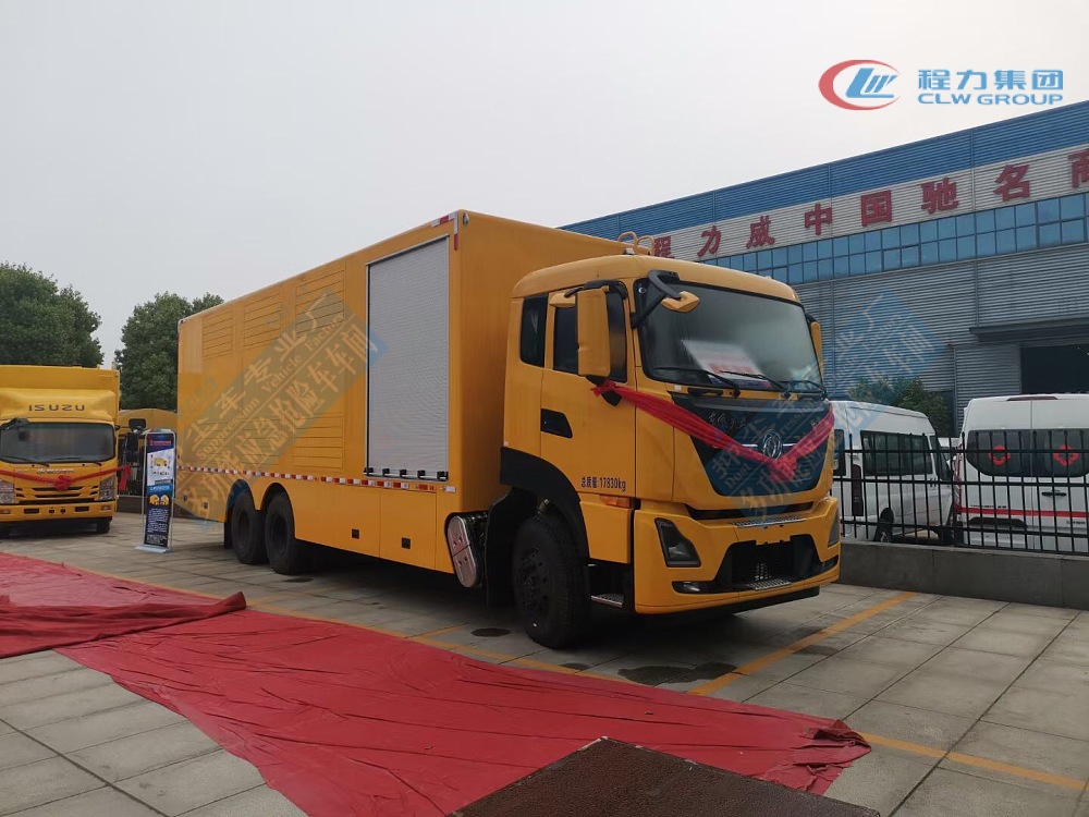 東風(fēng)天龍應(yīng)急搶險(xiǎn)發(fā)電車[1000KW]