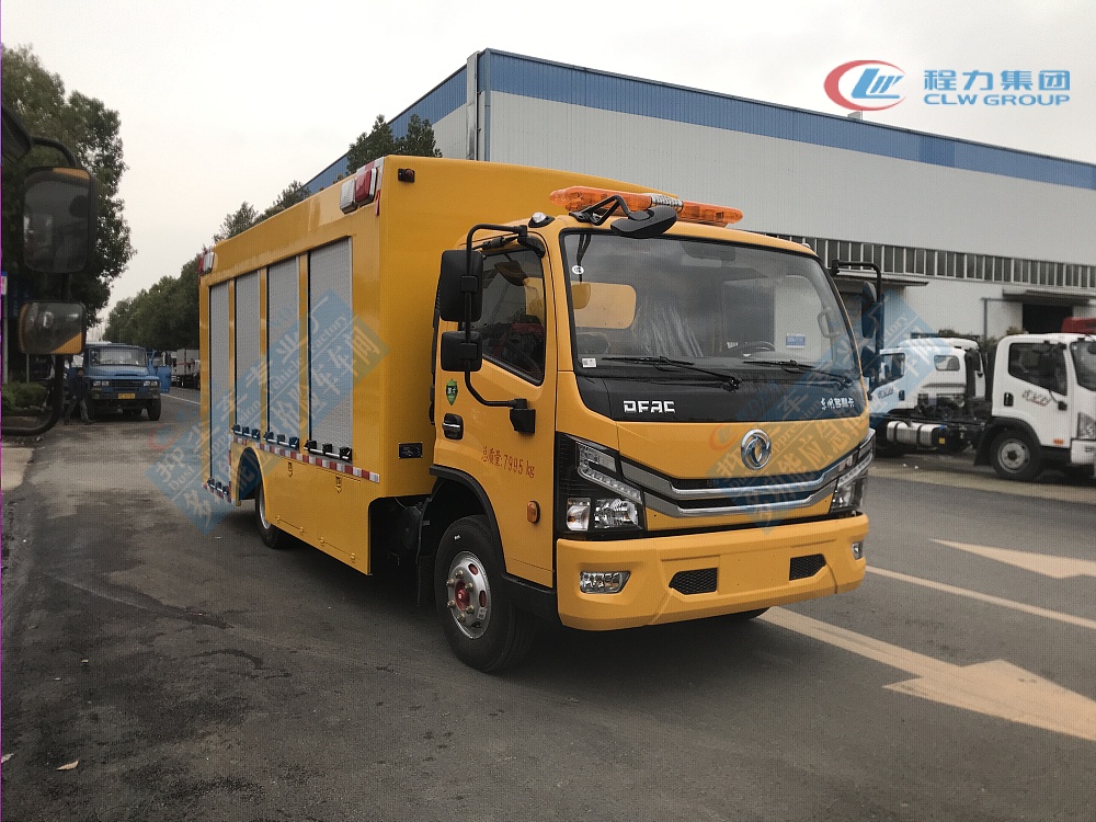 東風(fēng)大多利卡工程救險(xiǎn)車