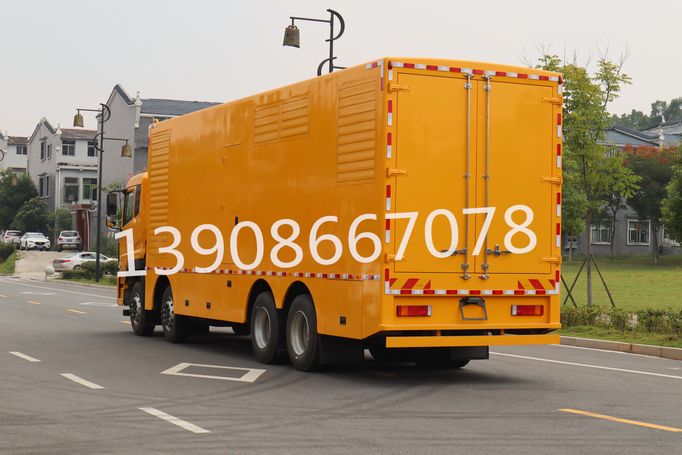 東風前四后八移動電源車
