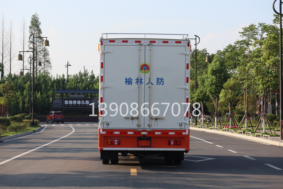 重汽豪沃電源車