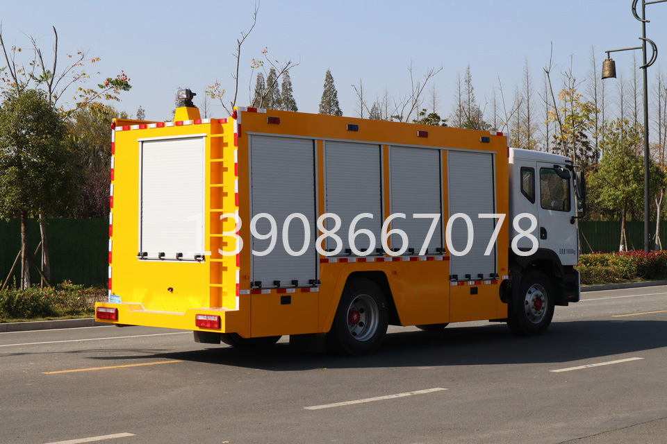 東風D9大流量排水車